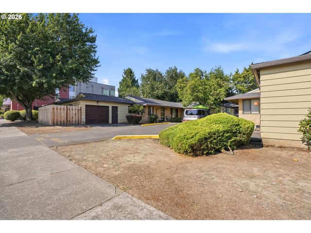 2337 Se 48TH Ave, Portland, OR 97215