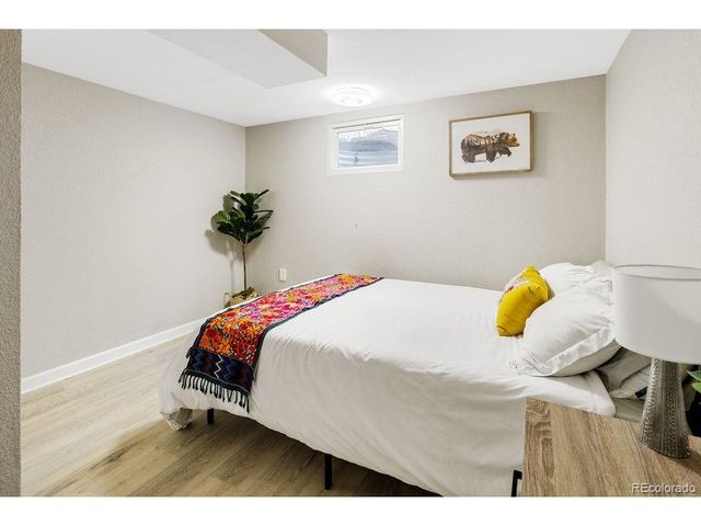 7925 Vallejo St, Denver, CO 80221