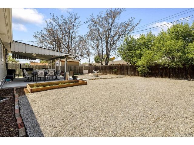 7925 Vallejo St, Denver, CO 80221
