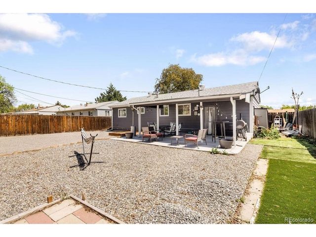 7925 Vallejo St, Denver, CO 80221