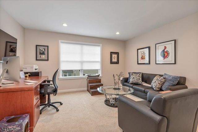 18 Norton Rd, Hillsborough Twp., NJ 08844
