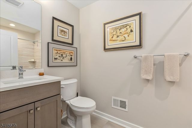 18 Norton Rd, Hillsborough Twp., NJ 08844