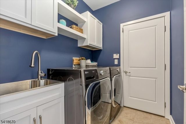 18 Norton Rd, Hillsborough Twp., NJ 08844