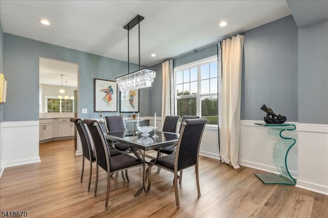 18 Norton Rd, Hillsborough Twp., NJ 08844