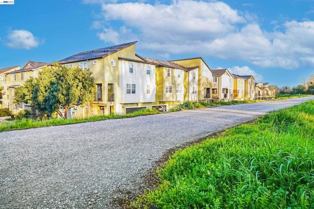 1226 1226 Creekside Way, Milpitas, CA 95035