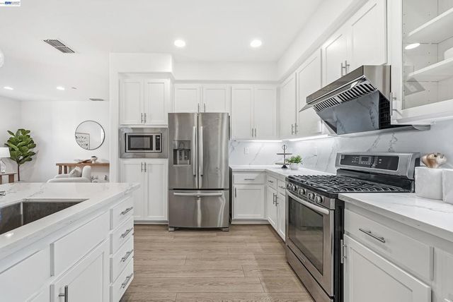 1226 1226 Creekside Way, Milpitas, CA 95035