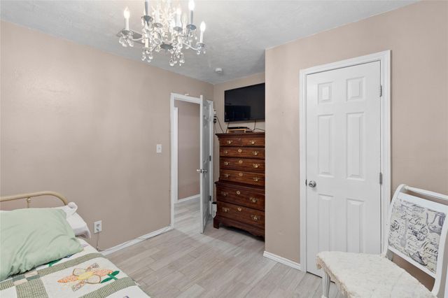 150 Devin Road, Cleveland, TX 77328
