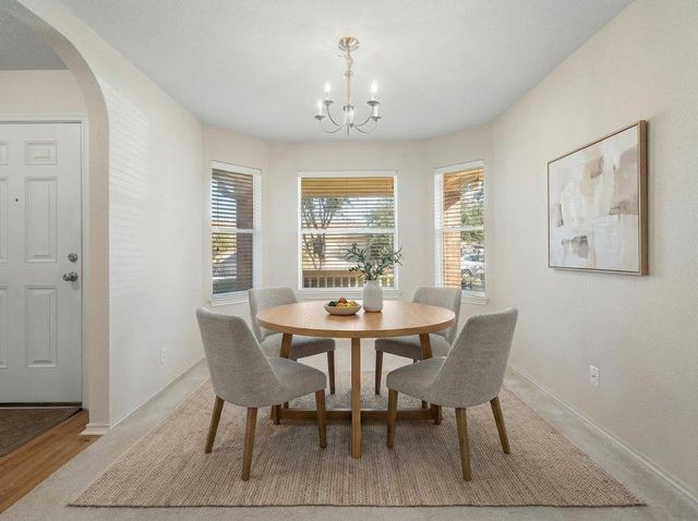 211 Tolcarne DR, Hutto, TX 78634