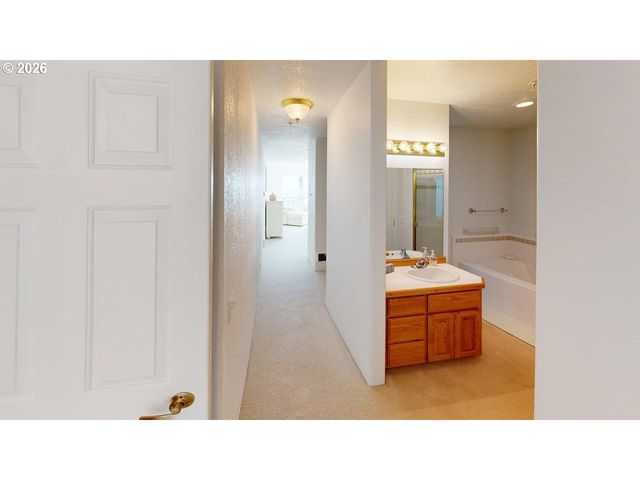 1307 MOORE St 803, Brookings, OR 97415