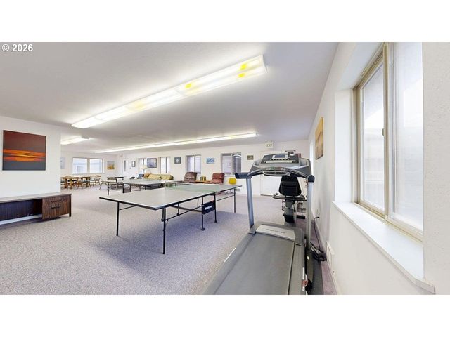 1307 MOORE St 803, Brookings, OR 97415