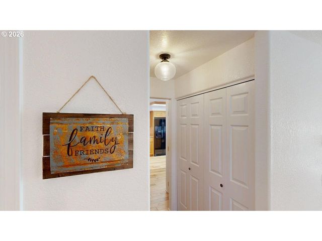 1307 MOORE St 803, Brookings, OR 97415