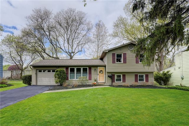 332 Village Lane, Brighton, NY 14610