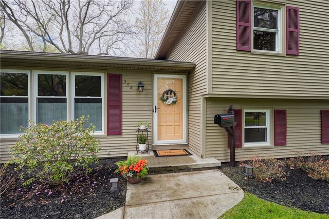 332 Village Lane, Brighton, NY 14610