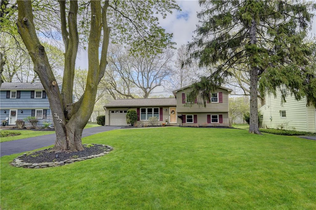 332 Village Lane, Brighton, NY 14610