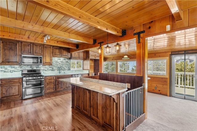 5180 Lone Pine Canyon, Wrightwood, CA 92397