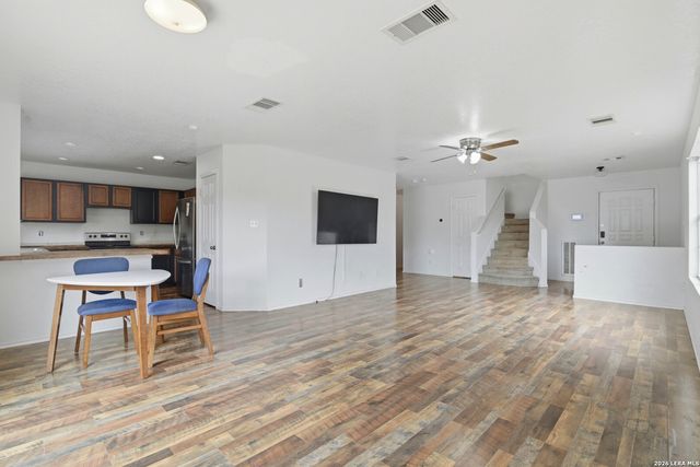 10102 Southern Sun, San Antonio, TX 78245