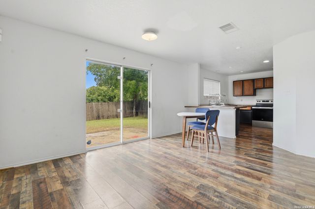 10102 Southern Sun, San Antonio, TX 78245