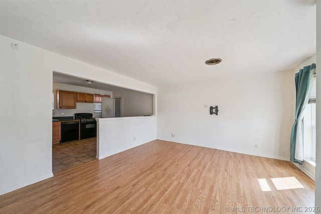 207 N Elgin Avenue, Sperry, OK 74073