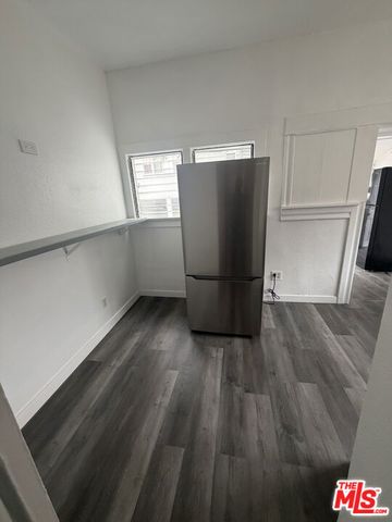 3925 S Normandie Avenue, Los Angeles, CA 90037