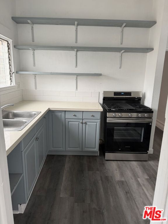 3925 S Normandie Avenue, Los Angeles, CA 90037