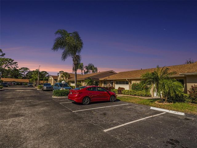 2779 WOODGATE LANE 33, Sarasota, FL 34231