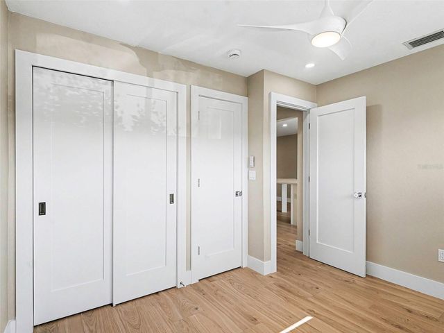 2779 WOODGATE LANE 33, Sarasota, FL 34231