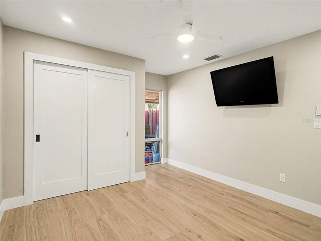 2779 WOODGATE LANE 33, Sarasota, FL 34231