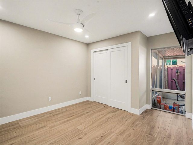 2779 WOODGATE LANE 33, Sarasota, FL 34231