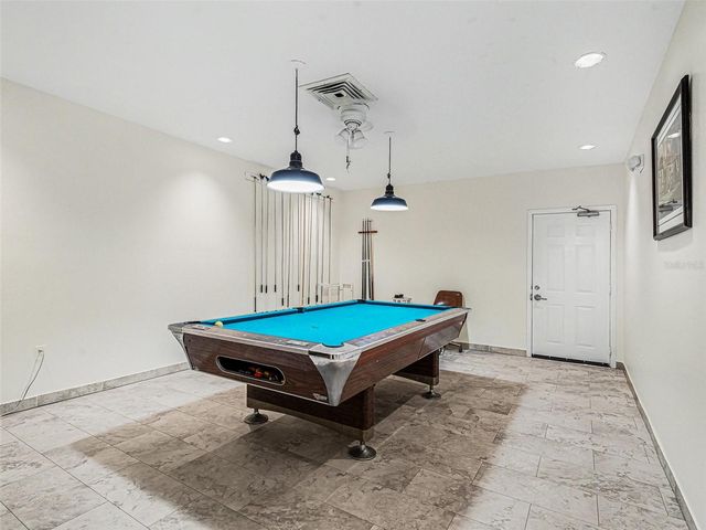 2779 WOODGATE LANE 33, Sarasota, FL 34231