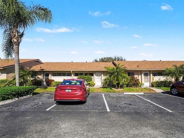 2779 WOODGATE LANE 33, Sarasota, FL 34231