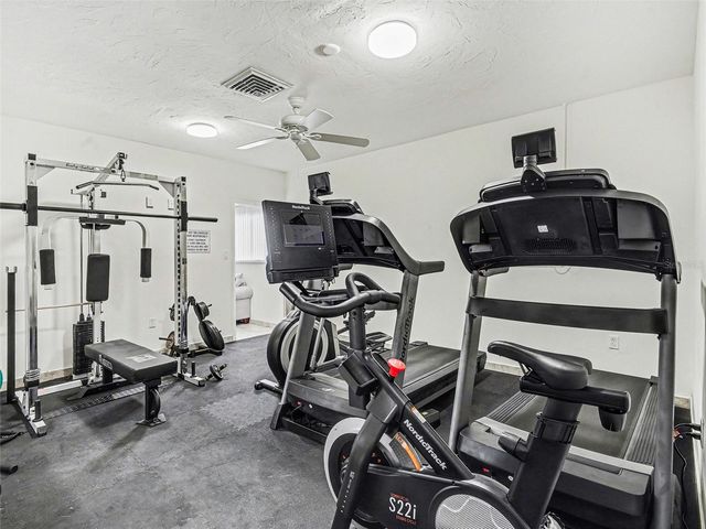 2779 WOODGATE LANE 33, Sarasota, FL 34231