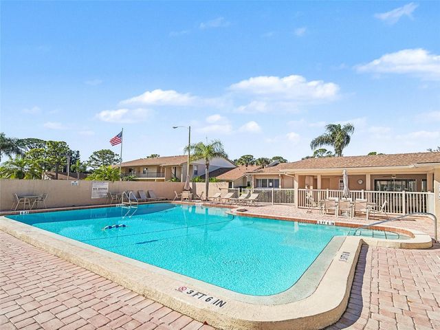 2779 WOODGATE LANE 33, Sarasota, FL 34231