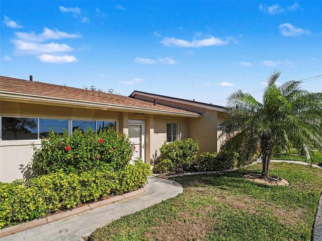 2779 WOODGATE LANE 33, Sarasota, FL 34231