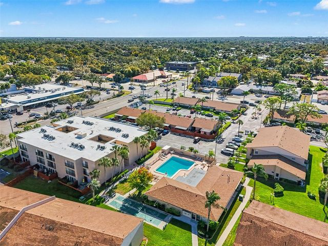 2779 WOODGATE LANE 33, Sarasota, FL 34231