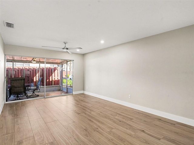 2779 WOODGATE LANE 33, Sarasota, FL 34231