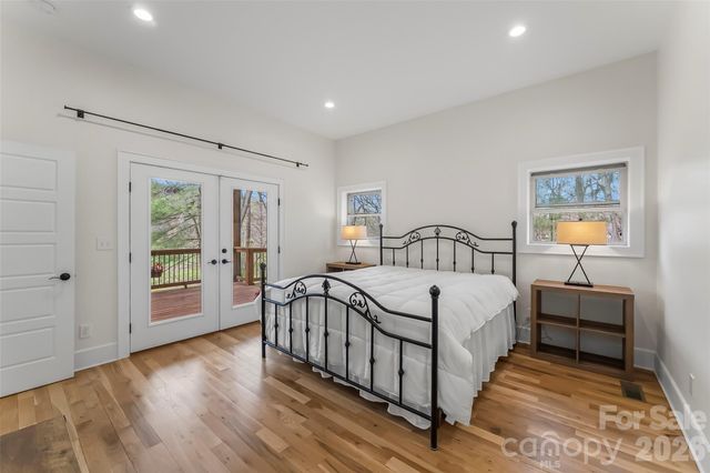 628 Brush Creek Road, Fairview, NC 28730