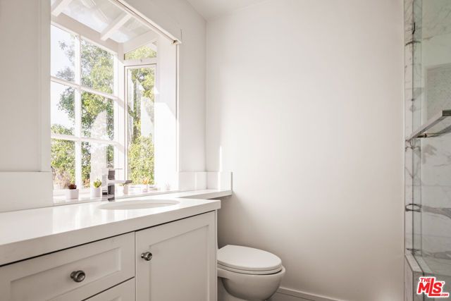 12417 Mulholland Drive, Beverly Hills, CA 90210