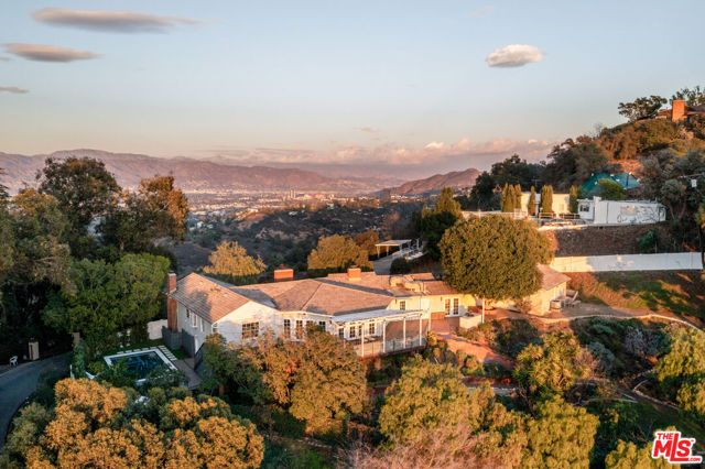 12417 Mulholland Drive, Beverly Hills, CA 90210