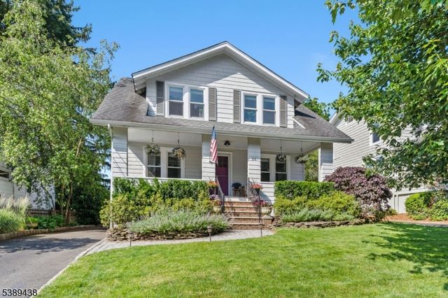 24 St. Lawrence Ave, Maplewood Twp., NJ 07040