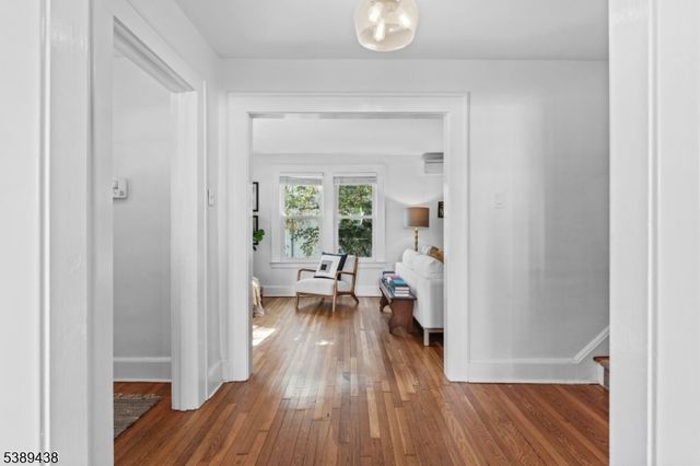24 St. Lawrence Ave, Maplewood Twp., NJ 07040