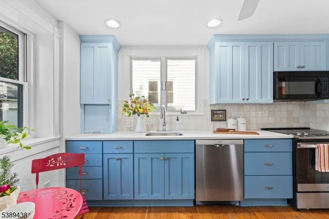 24 St. Lawrence Ave, Maplewood Twp., NJ 07040
