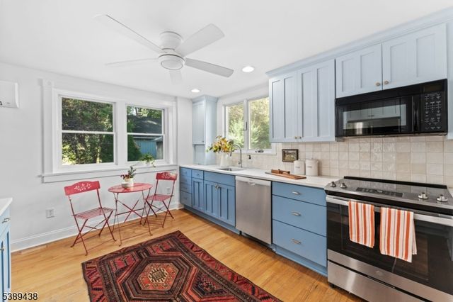 24 St. Lawrence Ave, Maplewood Twp., NJ 07040