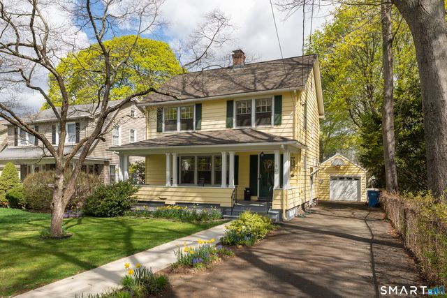 27 Ardmore Street, Hamden, CT 06517