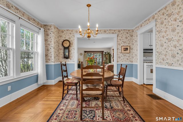 27 Ardmore Street, Hamden, CT 06517