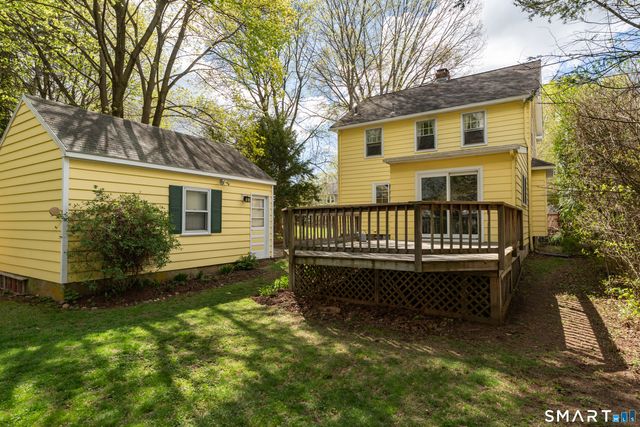 27 Ardmore Street, Hamden, CT 06517