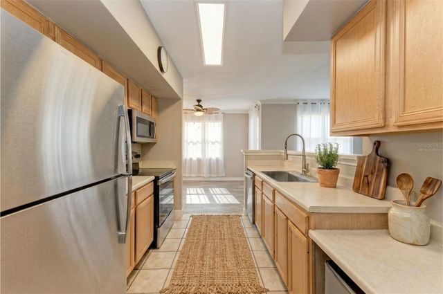 1195 VILLAGIO CIRCLE 101, Sarasota, FL 34237