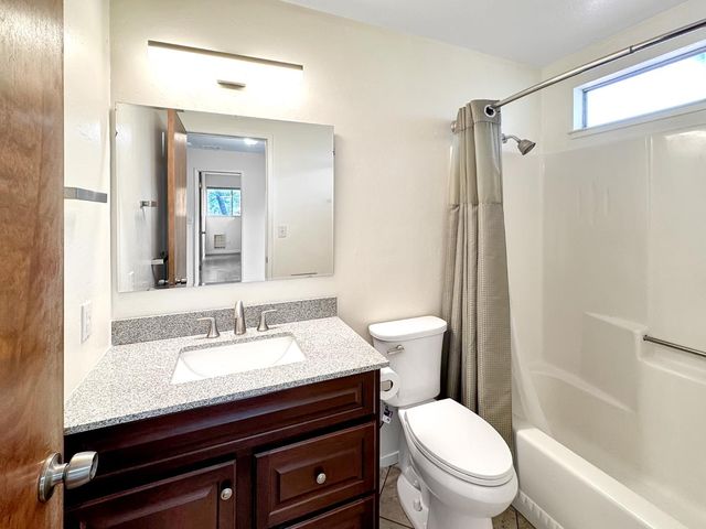 529 Greenwood Dr, Meadow Vista, CA 95722