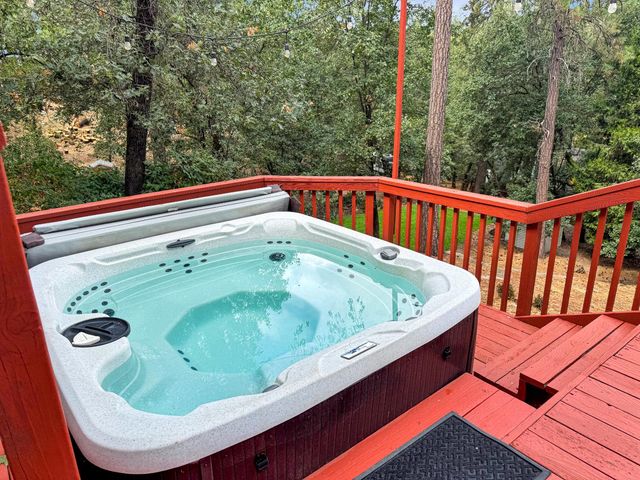 529 Greenwood Dr, Meadow Vista, CA 95722