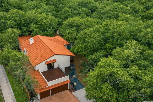 215 Canyon Dr, San Antonio, TX 78209