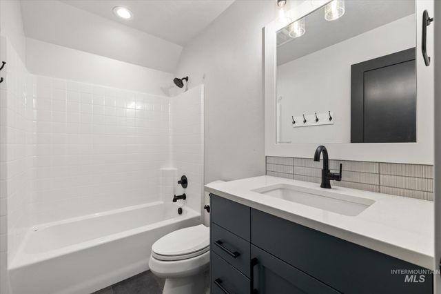 14857 Elk Spring St, Caldwell, ID 83607